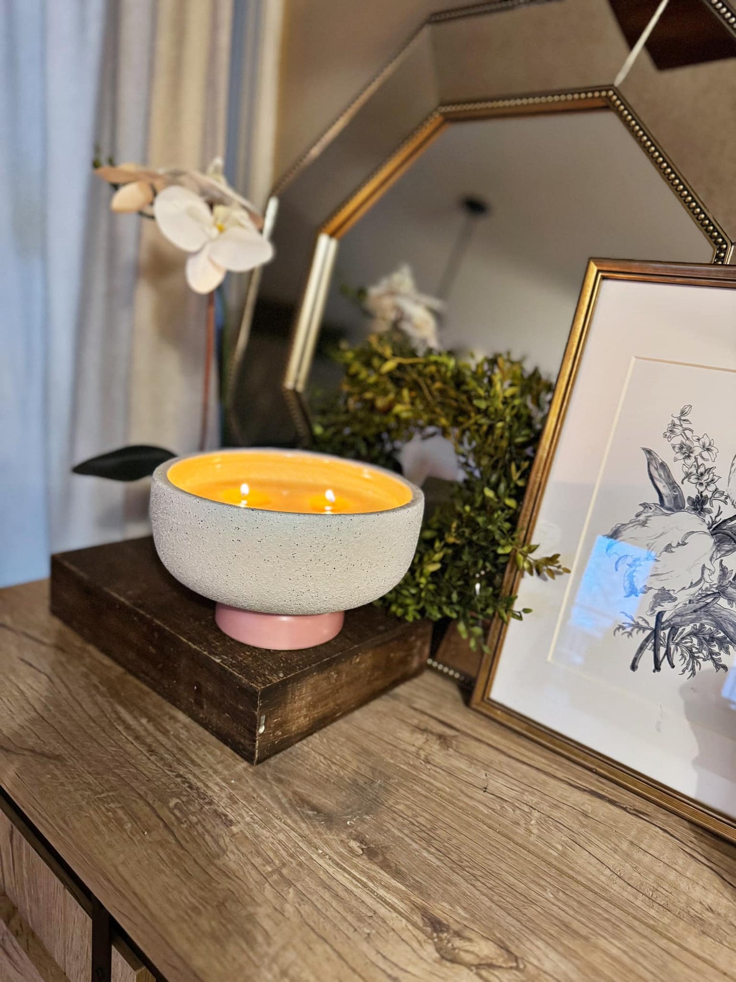 Vera Pedestal Bowl Candle | Concrete Vessel Soy Candle