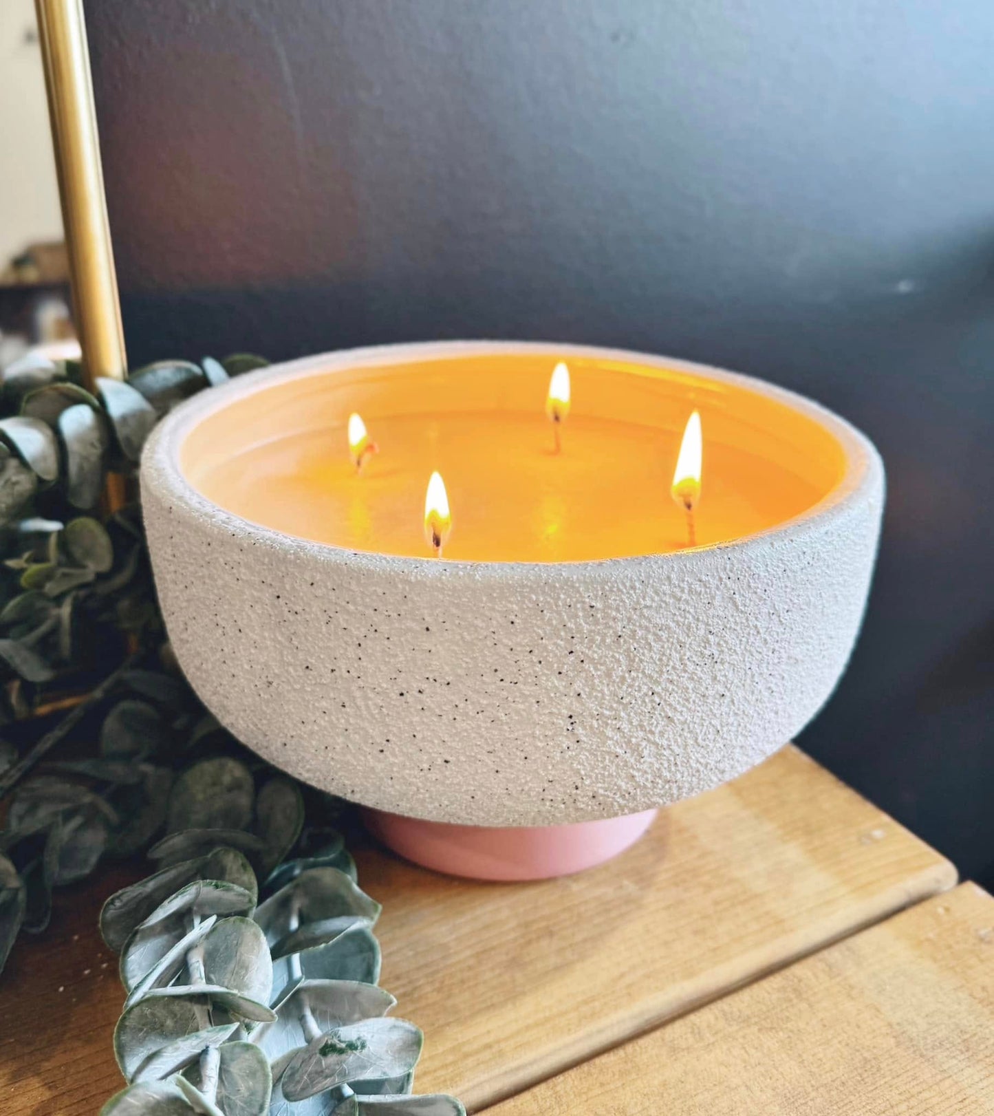 Vera Pedestal Bowl Candle | Concrete Vessel Soy Candle